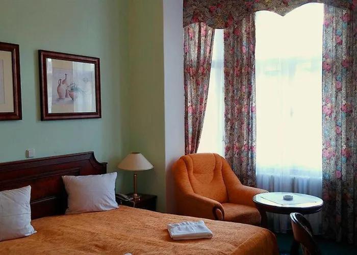 Hotel Ester Karlsbad Eksteriør billede